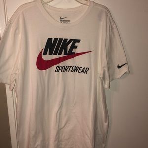 Nike t-shirt